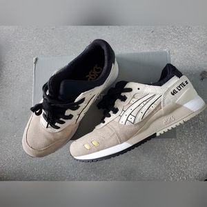 Asics tiger